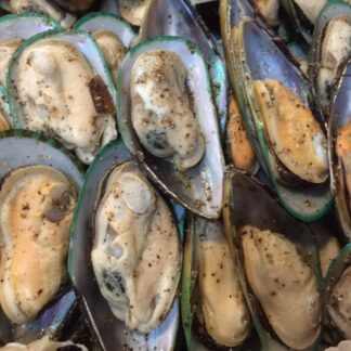 Half Shell Mussels (1kg approx 10-15pcs